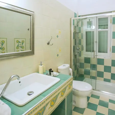 Efchi 1904 Родос