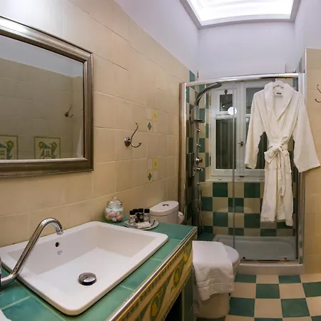 Efchi 1904 4* Родос