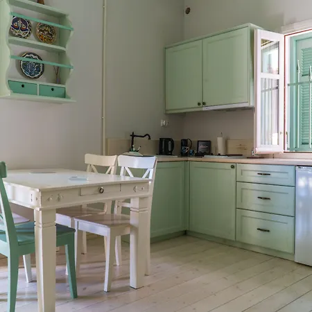 Efchi 1904 Родос