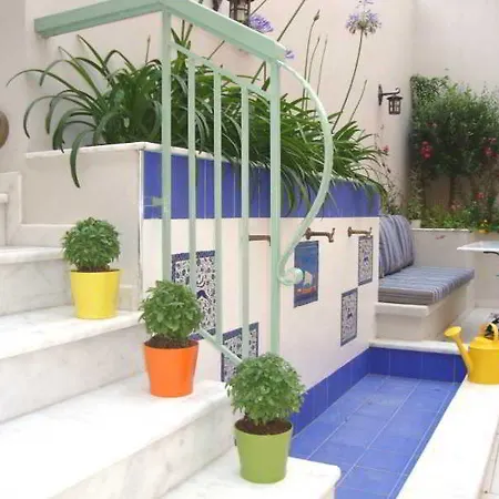 Efchi 1904 Отель