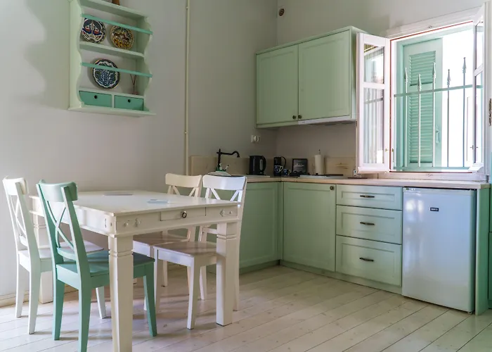 Efchi 1904 Rhodes City