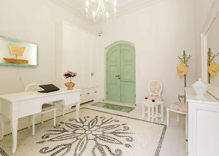 فندق Efchi 1904 Rhodes City